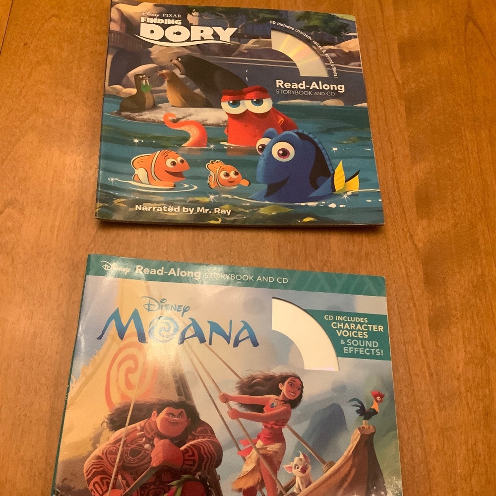 Disney Read-Along Book Bundle Moana and Finding Dory